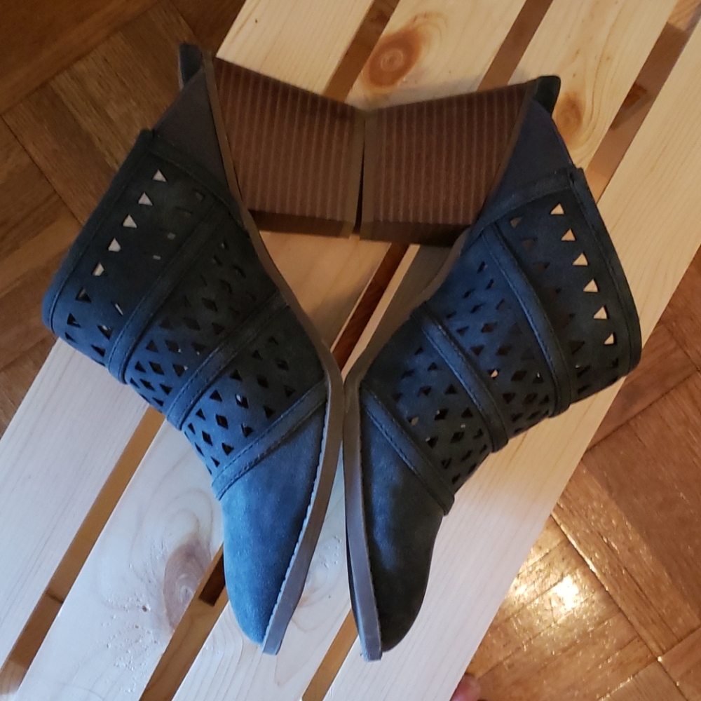 Style & Co. Mules - Picture 2 of 4